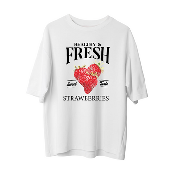 Strawberries- Oversize T-Shirt