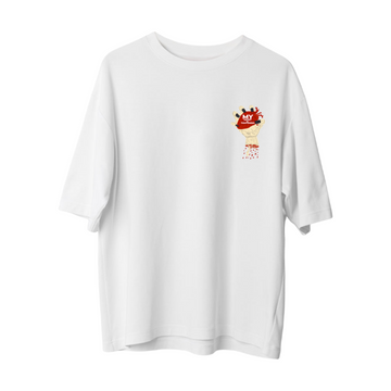 My Heart Is Tıghtenıng - Oversize T-Shirt