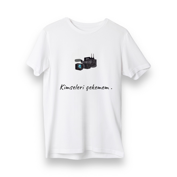 Kimseleri Çekemem - Regular T-Shirt
